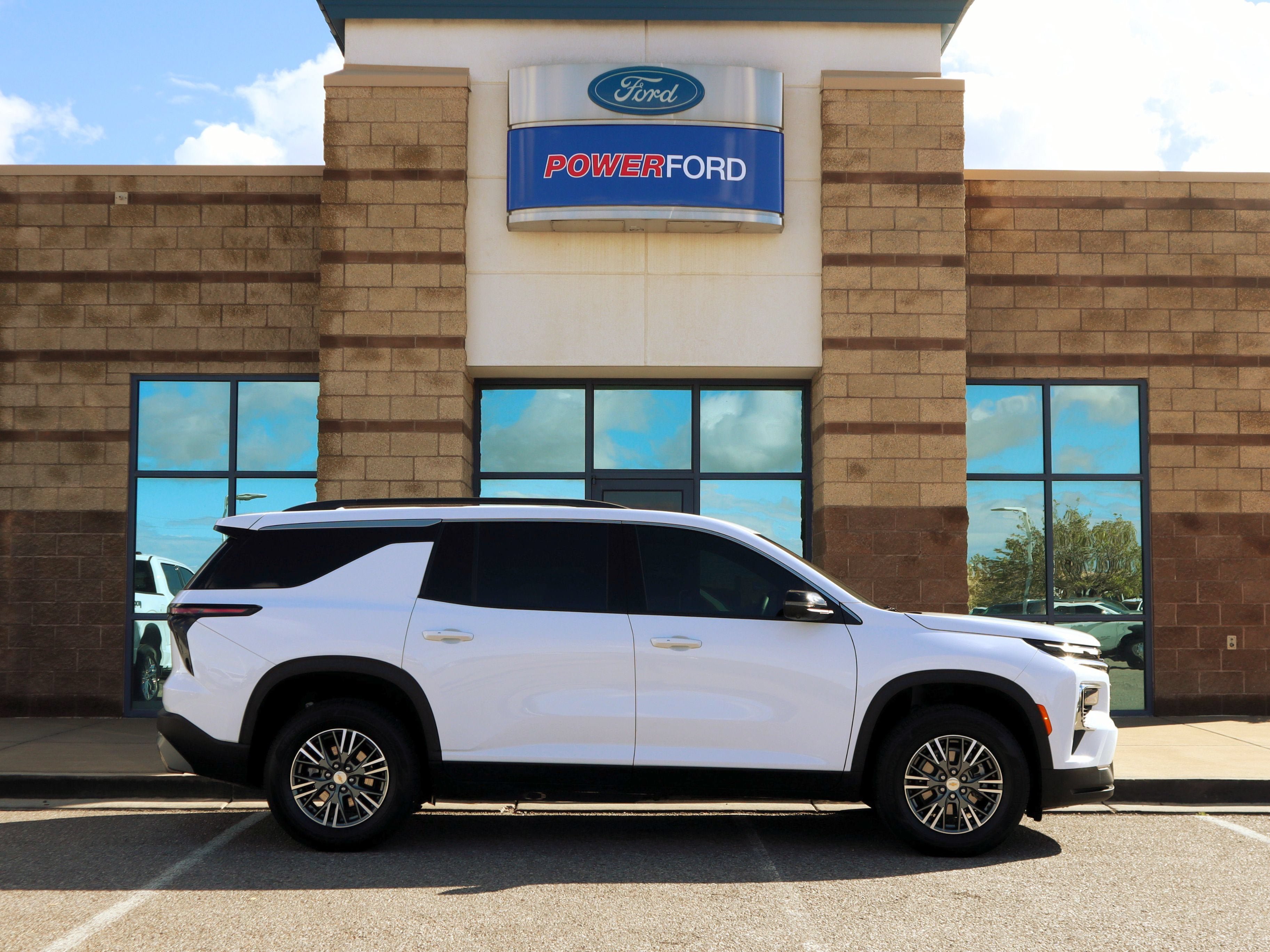 Used 2024 Chevrolet Traverse LT AWD/4WD image 5