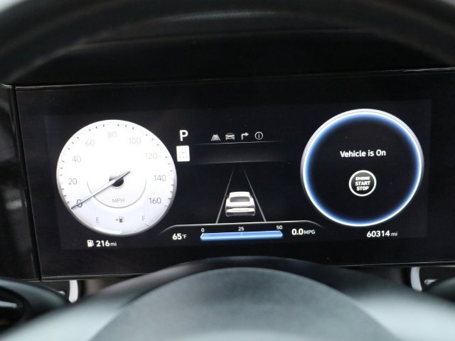 Used 2024 Hyundai Elantra Limited FWD image 31