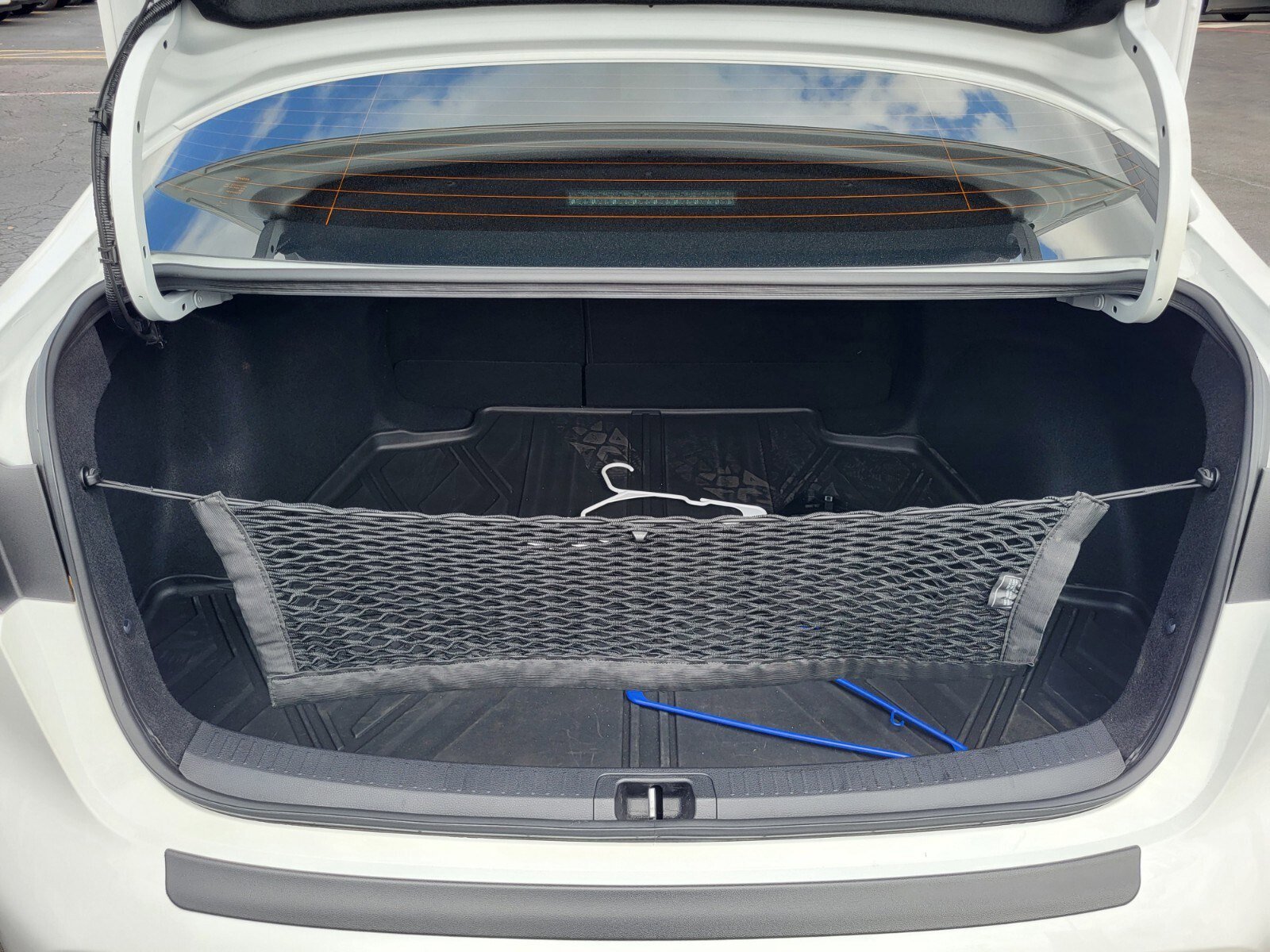 Used 2025 Toyota Corolla SE image 29