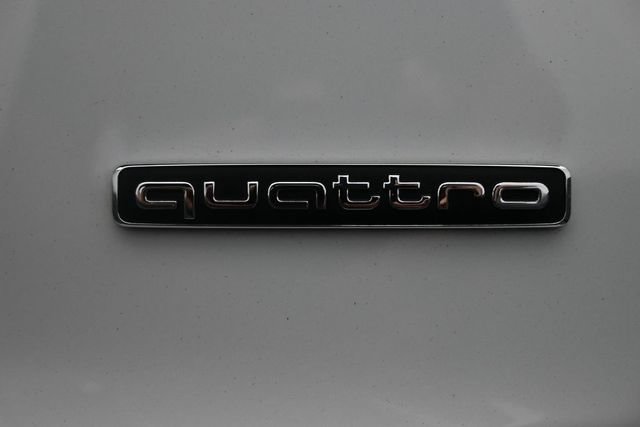 Used 2025 Audi Q5 Premium Plus w/ Premium Plus Package AWD/4WD image 11