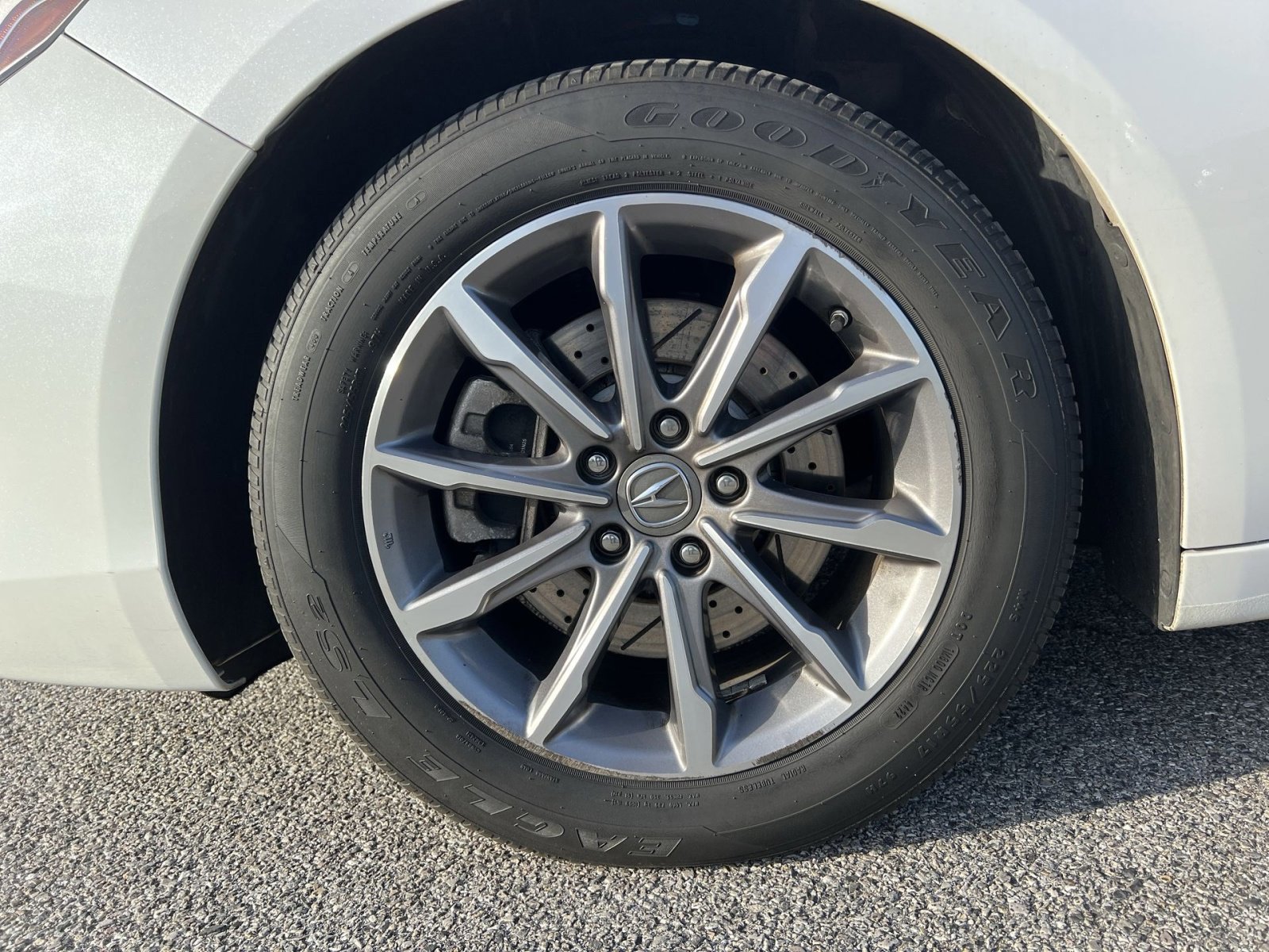 Used 2020 Acura TLX image 12