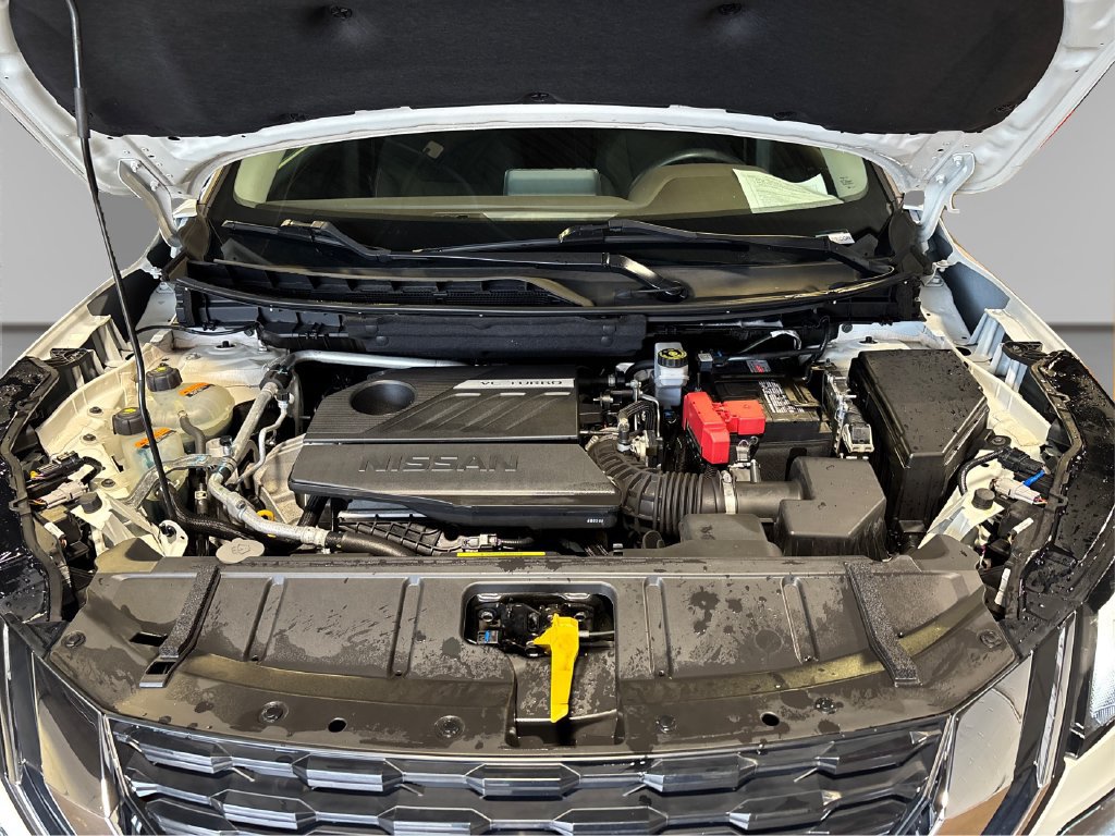 Used 2023 Nissan Rogue S AWD/4WD image 15