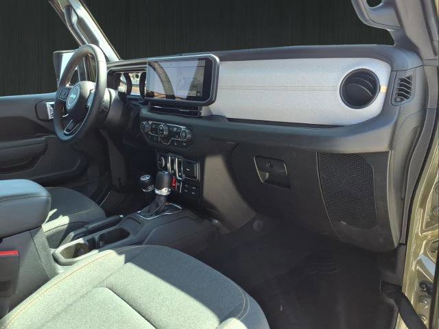 Used 2025 Jeep Wrangler Sport image 17