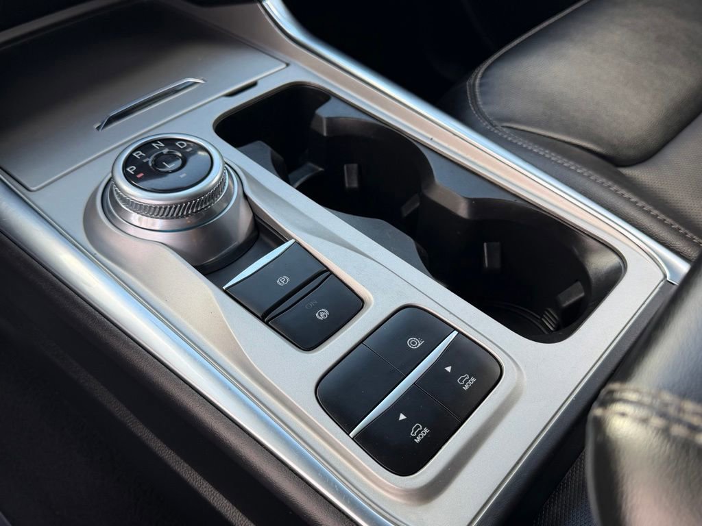 Certified 2023 Ford Explorer Limited RWD image 30