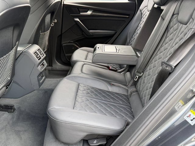 Used 2024 Audi SQ5 Prestige AWD/4WD image 7