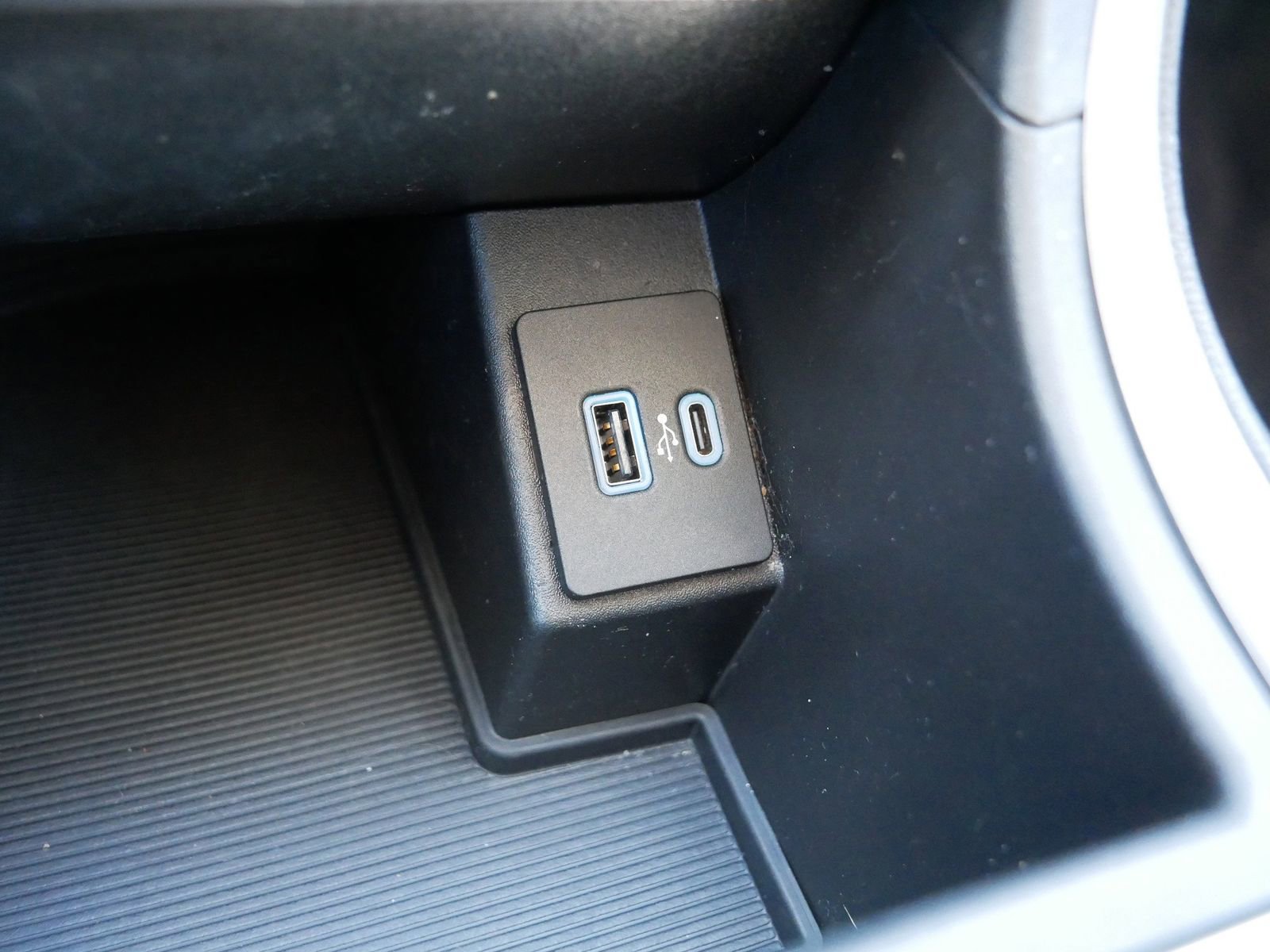Certified 2022 Ford Edge SE AWD/4WD image 29