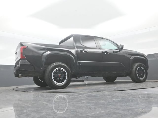Used 2024 Toyota Tacoma SR5 AWD/4WD image 24
