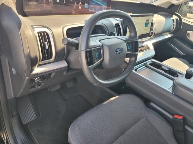 Certified 2025 Ford Expedition Max Active AWD/4WD image 9