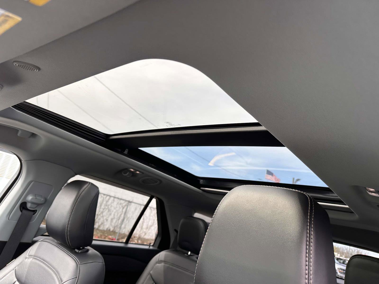 Certified 2023 Ford Explorer XLT w/ Equipment Group 202A image 13