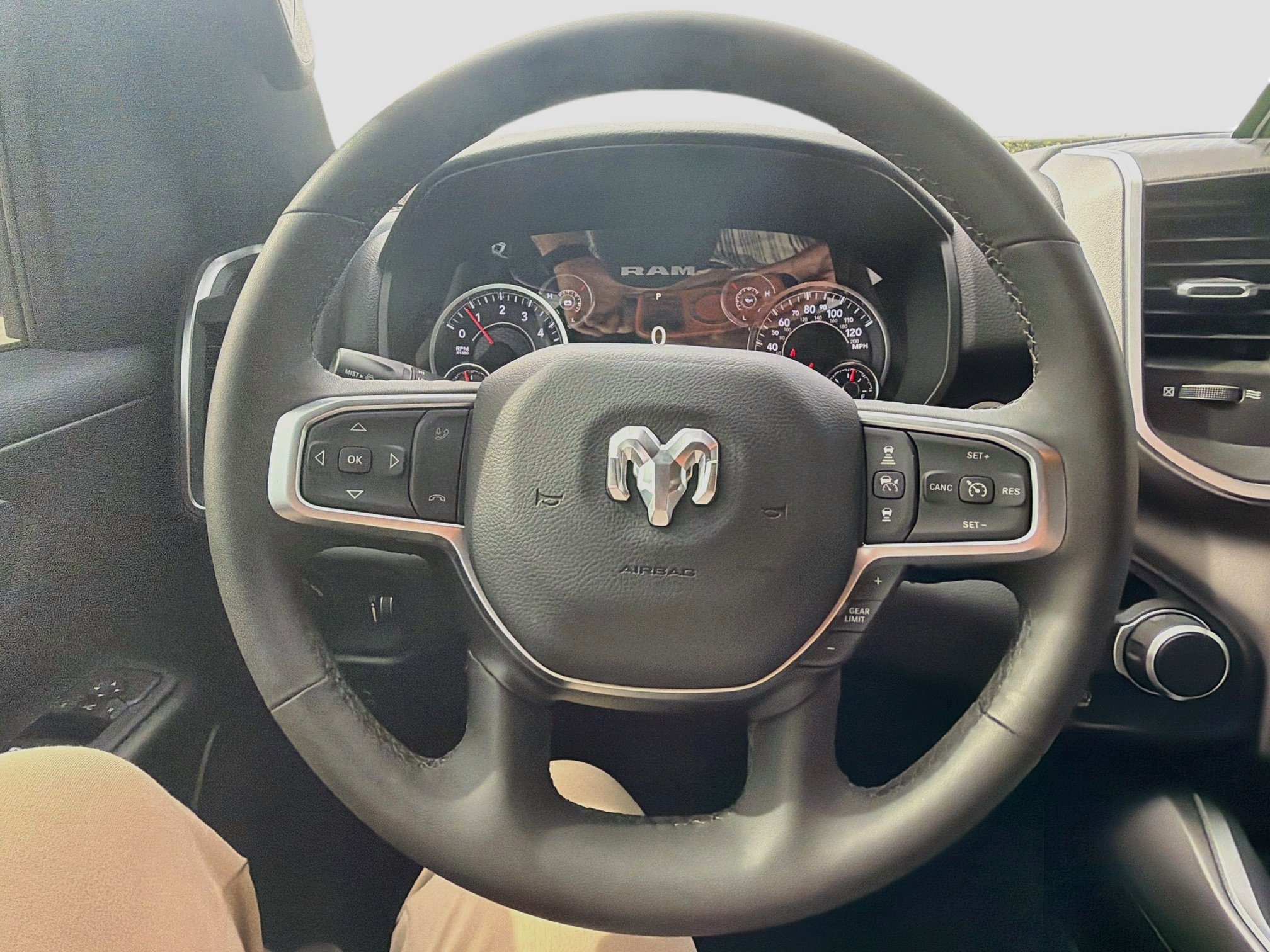 Used 2025 RAM 1500 Big Horn RWD image 11