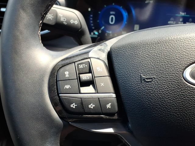 Certified 2024 Ford Explorer Platinum w/ Technology Package AWD/4WD image 26