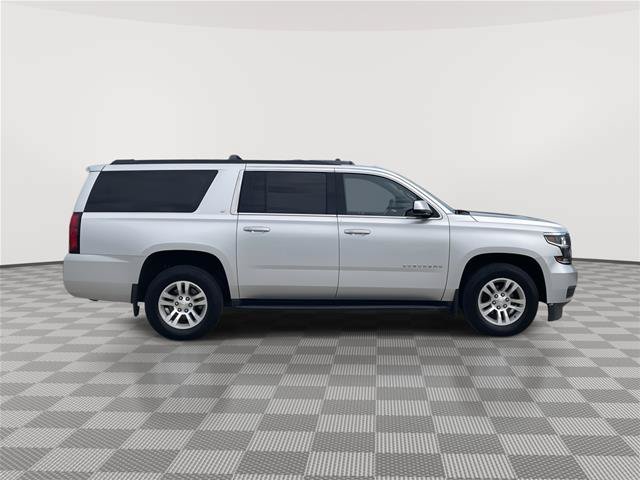 Used 2020 Chevrolet Suburban LT AWD/4WD image 6