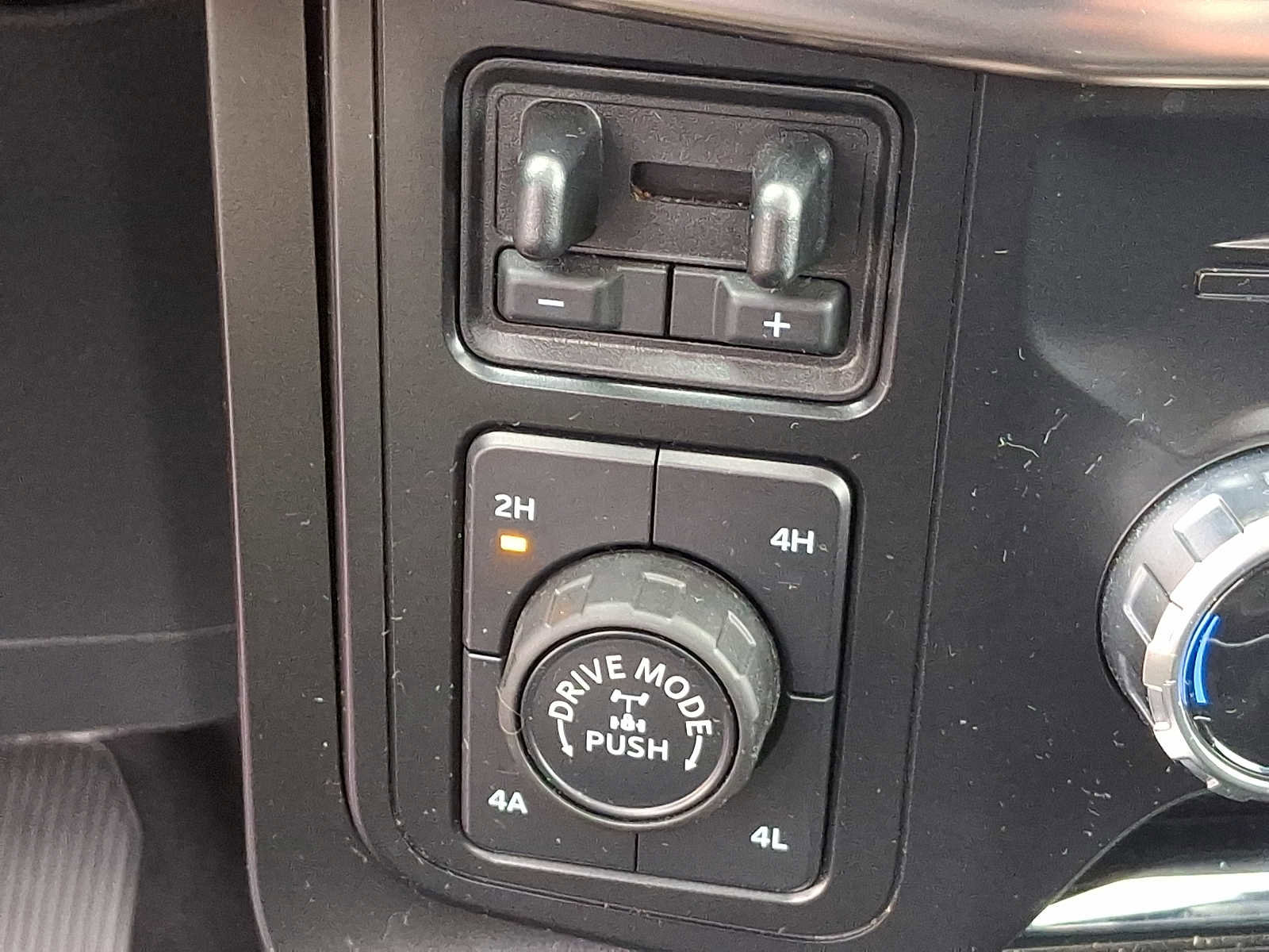 Certified 2023 Ford F150 Raptor AWD/4WD image 25