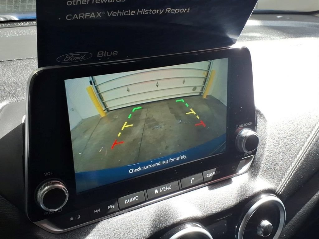 Used 2025 Nissan Sentra SV FWD image 8