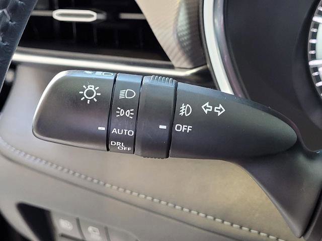 Used 2022 Toyota Highlander Platinum image 34