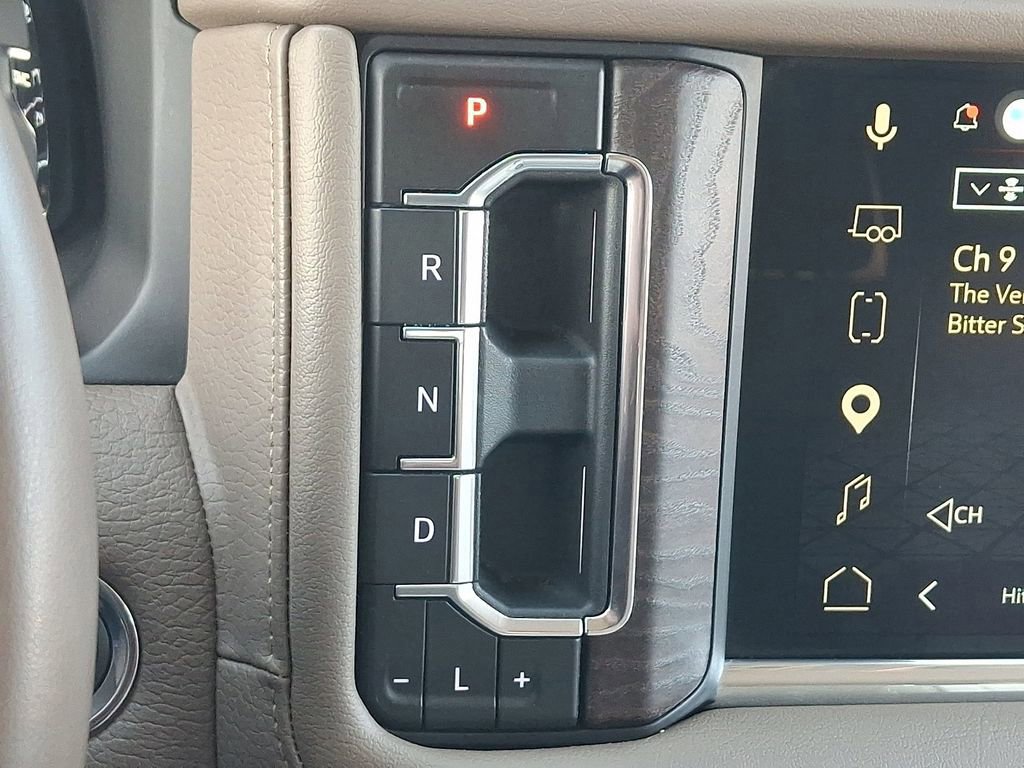 Used 2023 GMC Yukon XL Denali w/ LPO, Floor Liner Package AWD/4WD image 16