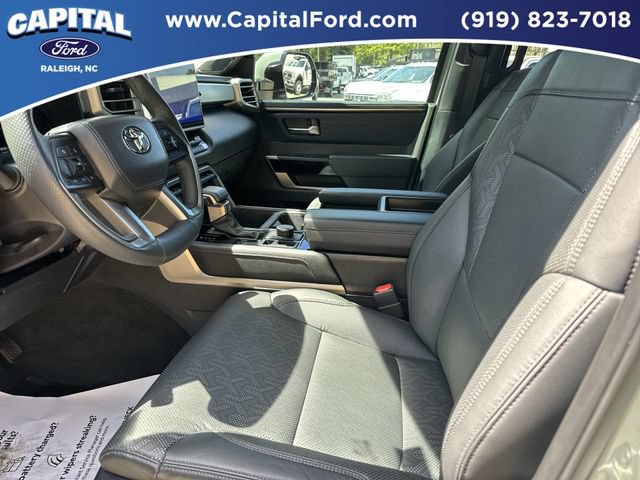 Used 2025 Toyota Tundra Limited AWD/4WD image 19