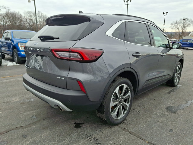 Certified 2024 Ford Escape Platinum AWD/4WD image 7