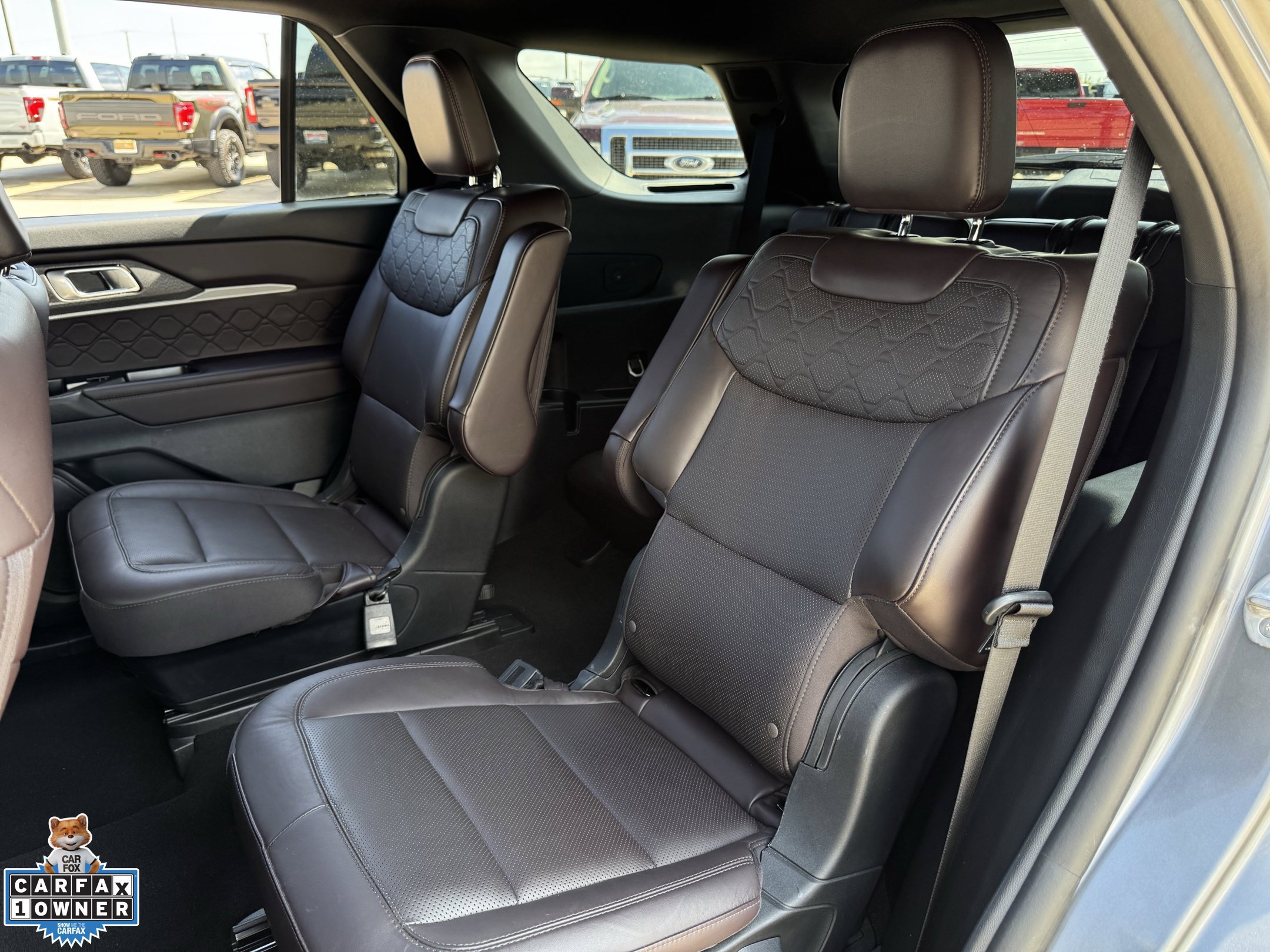 Certified 2025 Ford Explorer Platinum w/ LUX Leather Package AWD/4WD image 27
