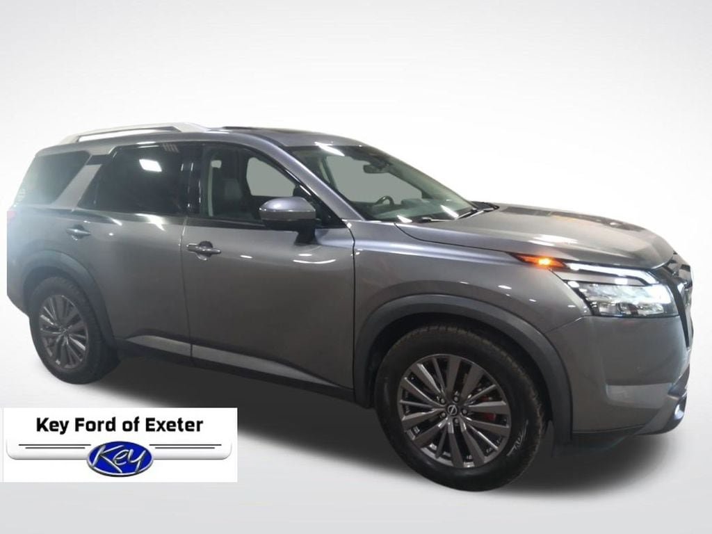 Used 2023 Nissan Pathfinder SL w/ SL Premium Package AWD/4WD image 1
