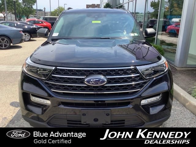 Certified 2023 Ford Explorer XLT w/ Equipment Group 202A AWD/4WD image 8