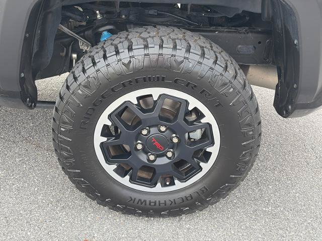 Used 2024 Toyota Tacoma TRD Off-Road AWD/4WD image 21