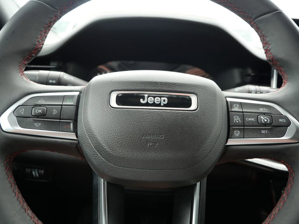 Used 2024 Jeep Compass Trailhawk image 28