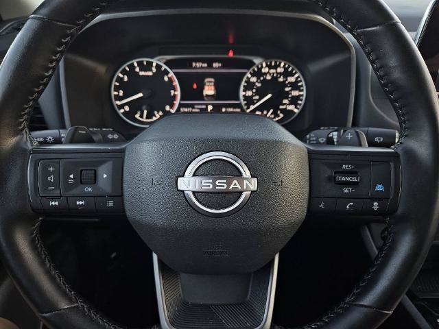 Used 2025 Nissan Rogue SV FWD image 25