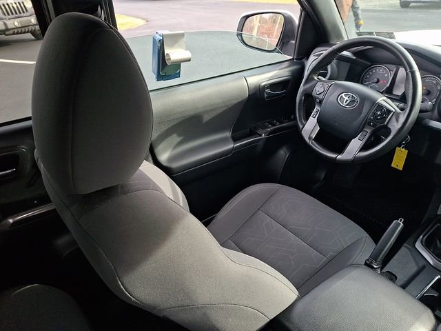 Used 2019 Toyota Tacoma TRD Off-Road image 13