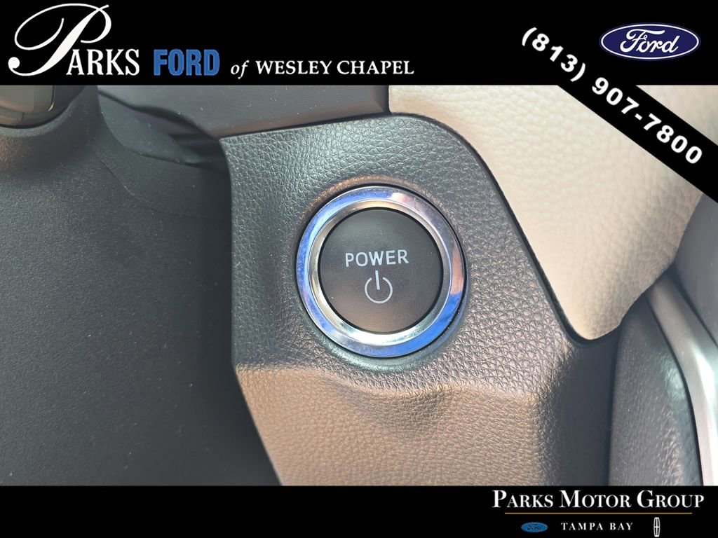 Used 2023 Toyota RAV4 Limited AWD/4WD image 28