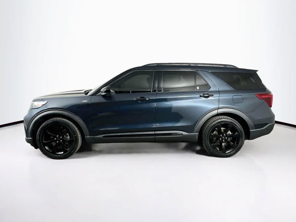 Certified 2023 Ford Explorer ST-Line w/ Class IV Trailer Tow Package RWD image 3