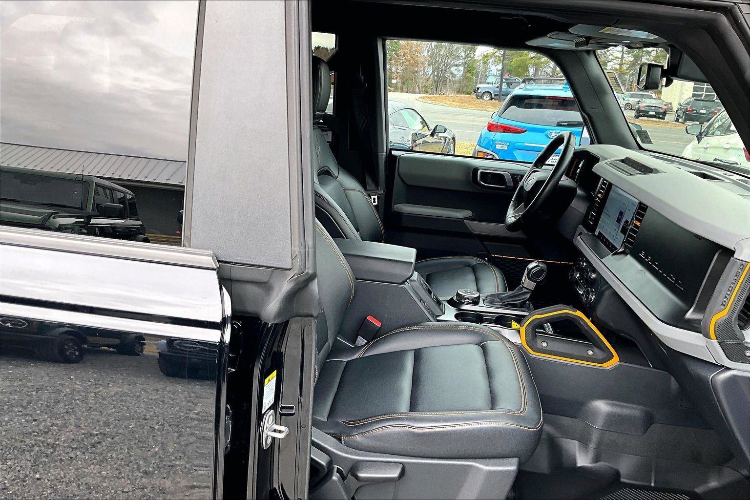 Certified 2023 Ford Bronco Badlands image 7