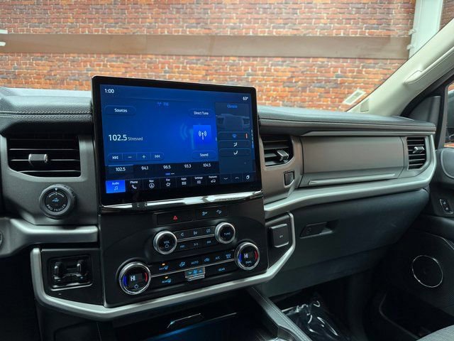 Certified 2022 Ford Expedition XLT image 21