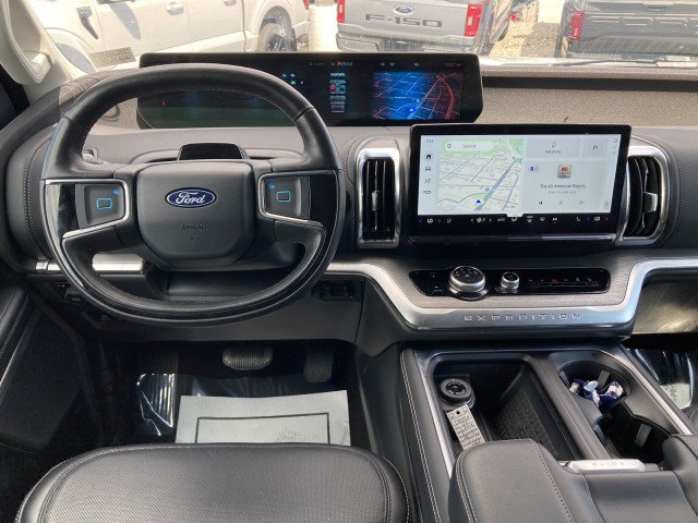 Certified 2025 Ford Expedition Max Platinum AWD/4WD image 8