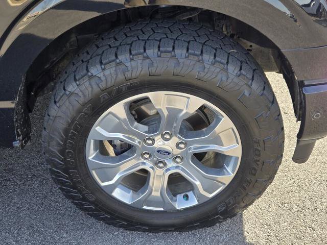 Certified 2023 Ford F150 Platinum w/ Equipment Group 701A High image 23