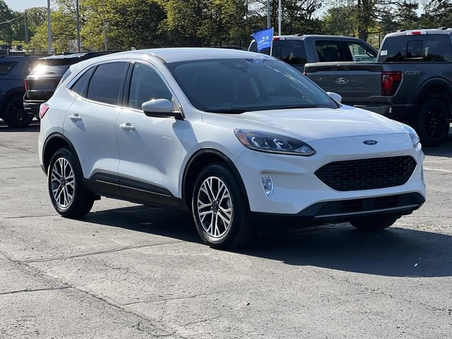 Certified 2022 Ford Escape SEL w/ Technology Package AWD/4WD image 7