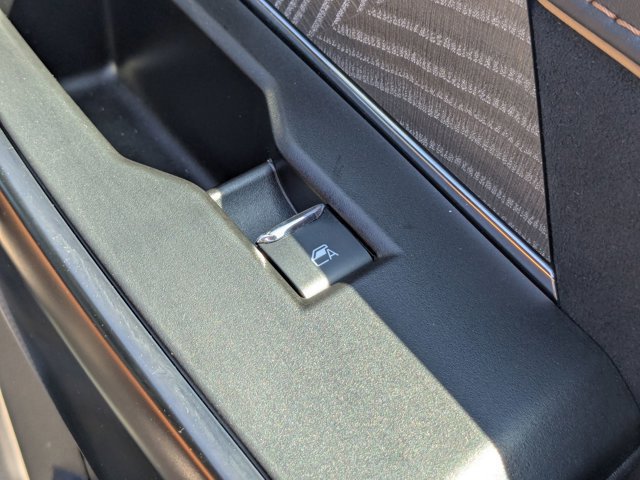 Certified 2022 Ford F150 Platinum w/ Equipment Group 701A High image 39