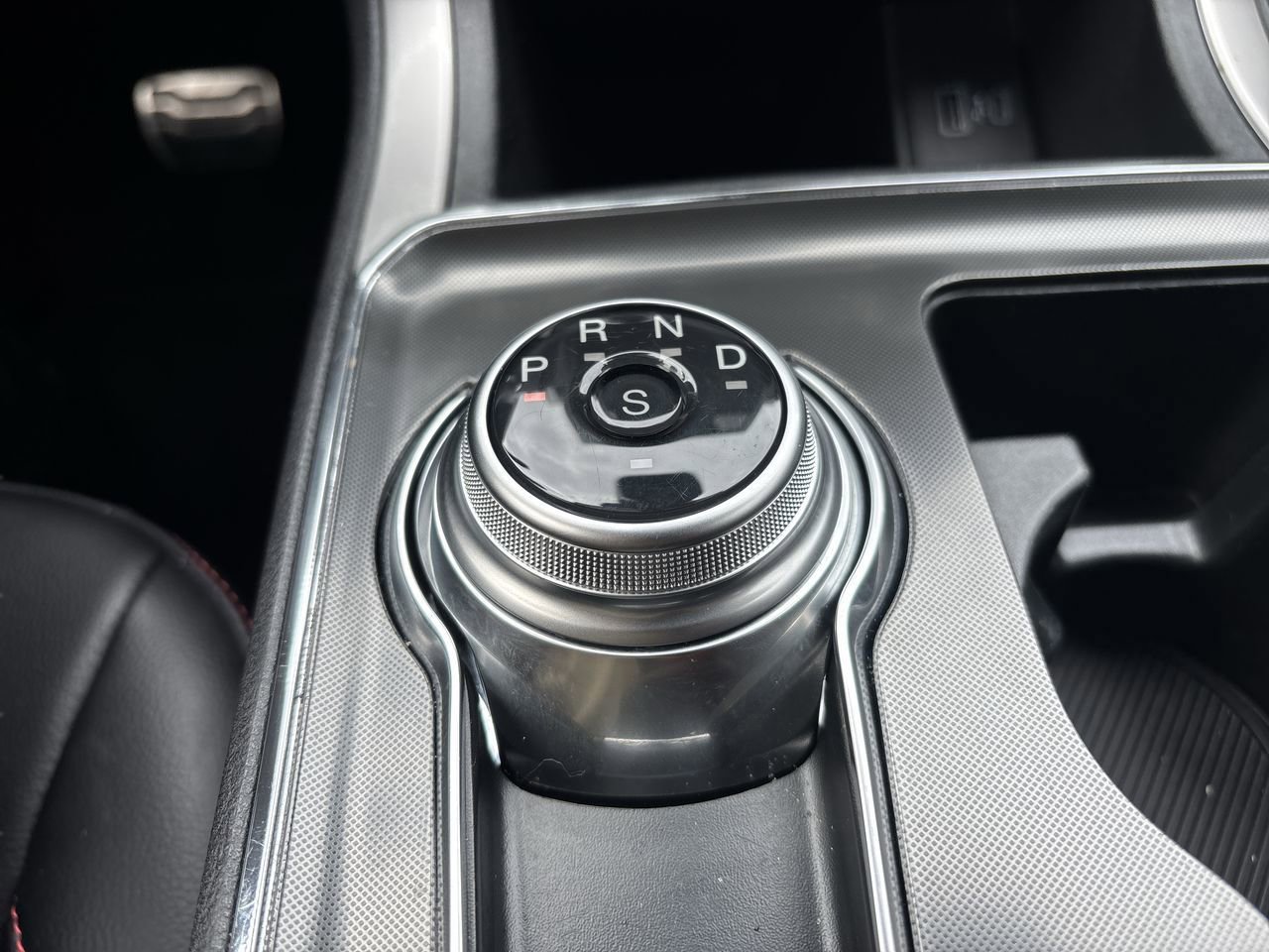 Certified 2024 Ford Edge ST-Line image 19