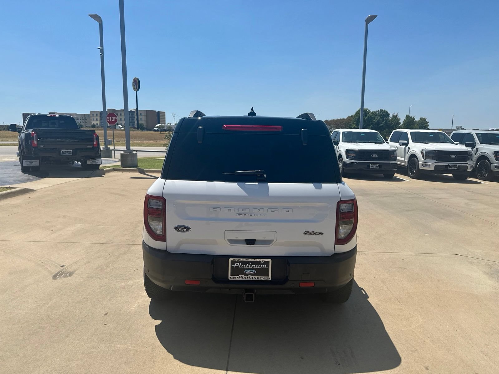 Certified 2022 Ford Bronco Sport Outer Banks w/ Tech Package AWD/4WD image 4