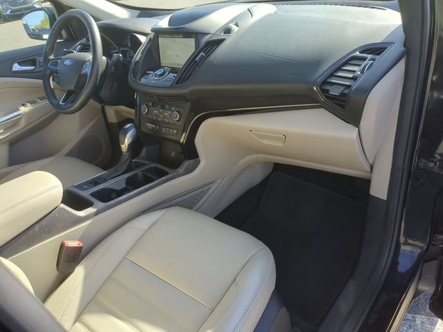 Certified 2019 Ford Escape Titanium FWD image 31