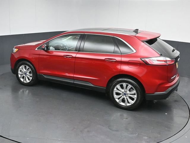 Certified 2022 Ford Edge Titanium w/ Class II Trailer Tow Package image 11