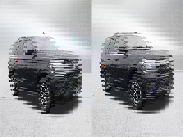 Certified 2024 Ford Expedition XLT image 8