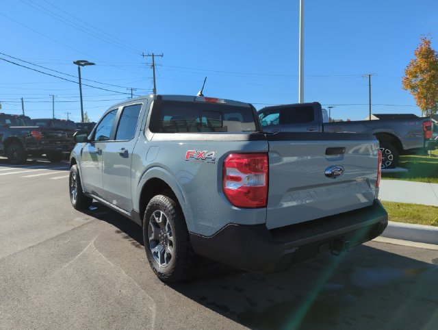 Certified 2024 Ford Maverick Lariat w/ FX4 Off-Road Package AWD/4WD image 3