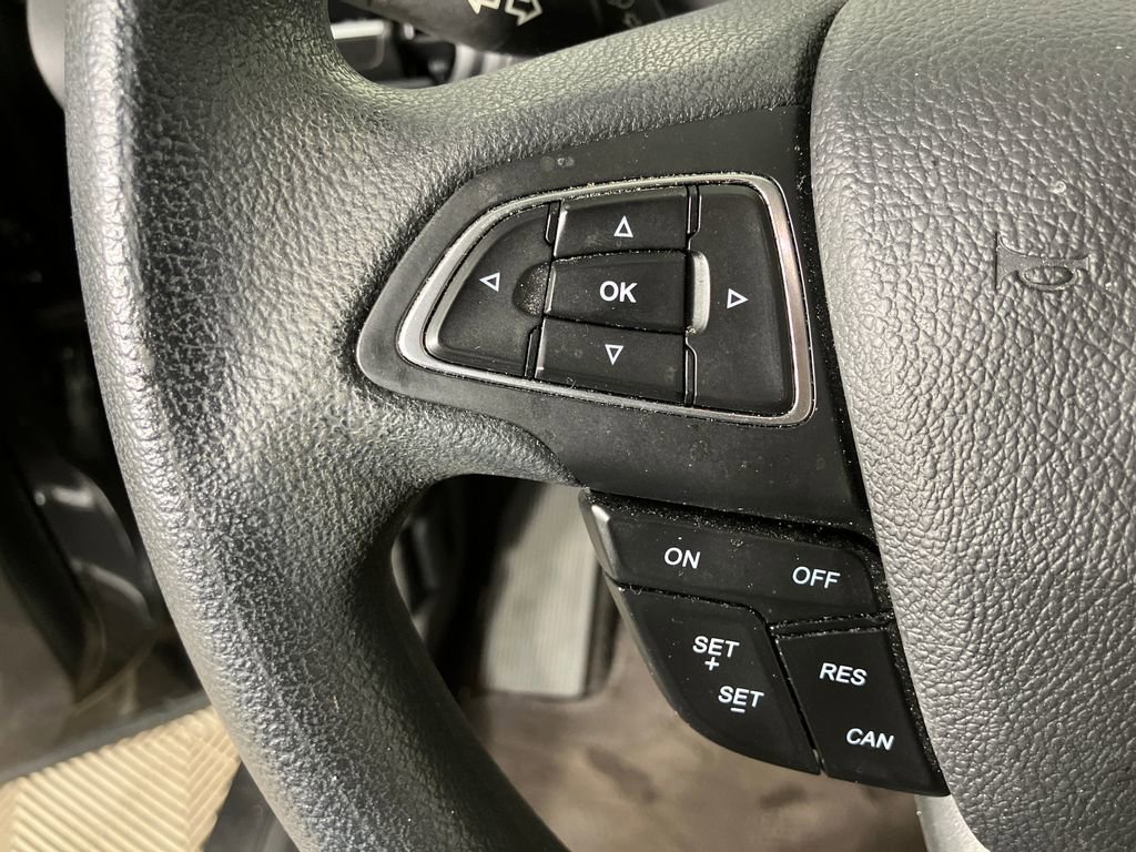 Certified 2019 Ford Escape SE image 17
