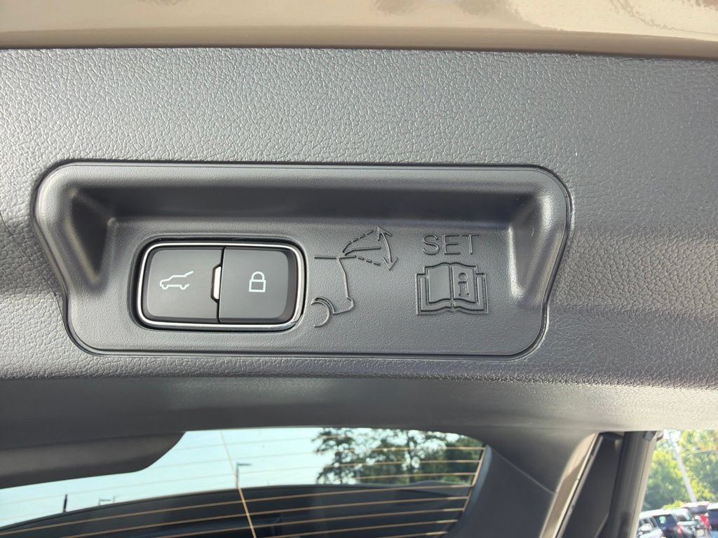 Certified 2026 Ford Explorer ST-Line RWD image 8