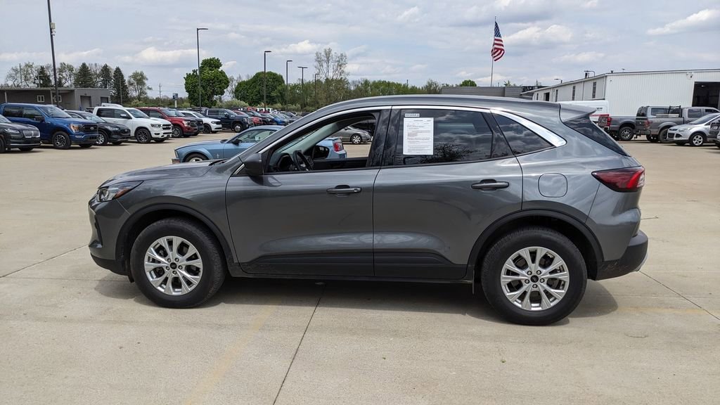 Certified 2024 Ford Escape Active AWD/4WD image 6