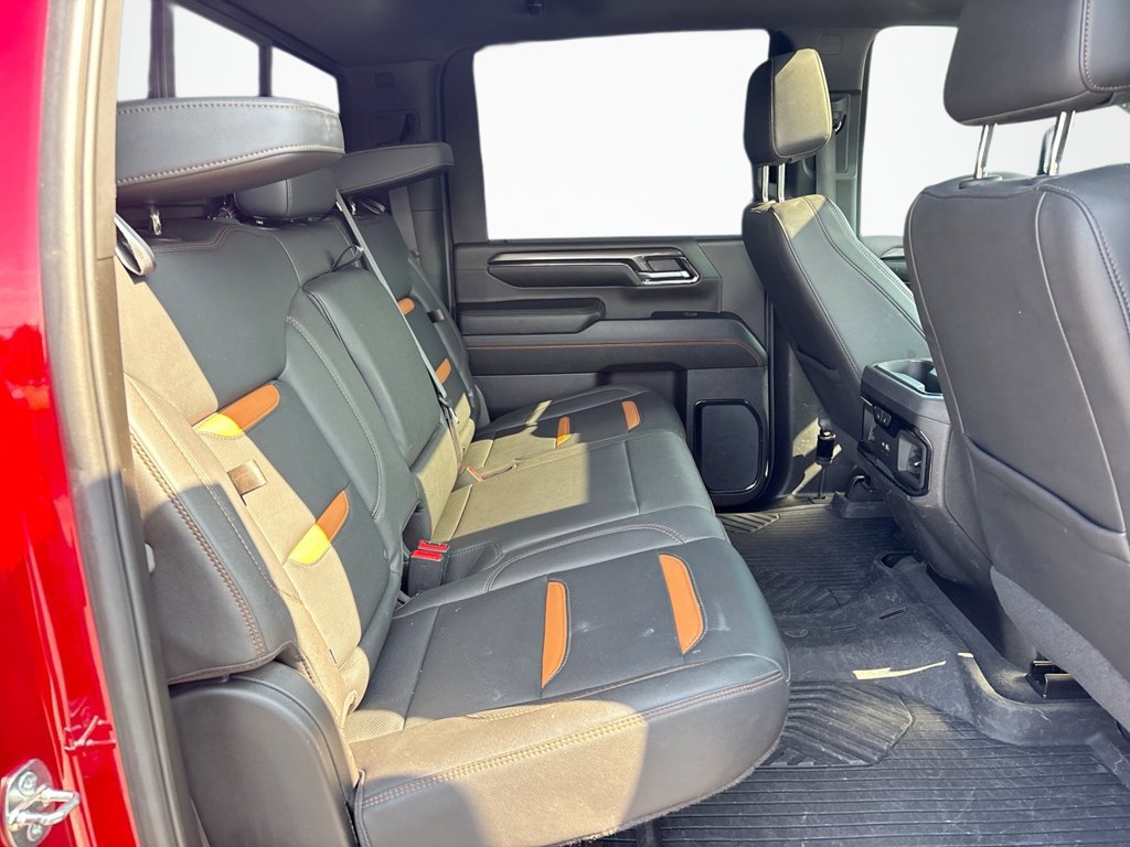 Used 2024 GMC Sierra 2500 AT4 w/ AT4 Premium Plus Package AWD/4WD image 16