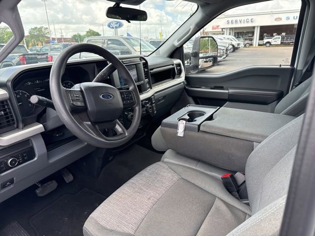 Certified 2025 Ford F250 XLT image 8