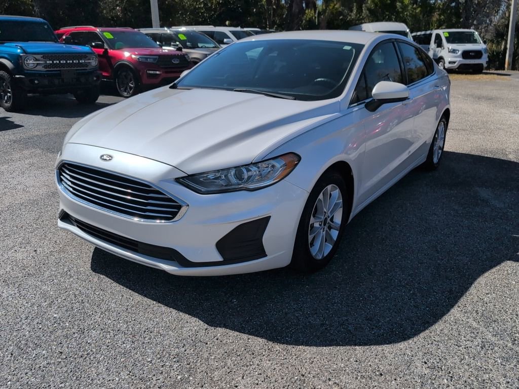Certified 2020 Ford Fusion SE image 6