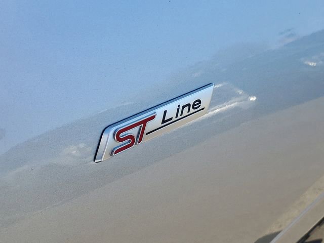 Certified 2023 Ford Escape ST-Line Select w/ Class II Trailer Tow Package image 6